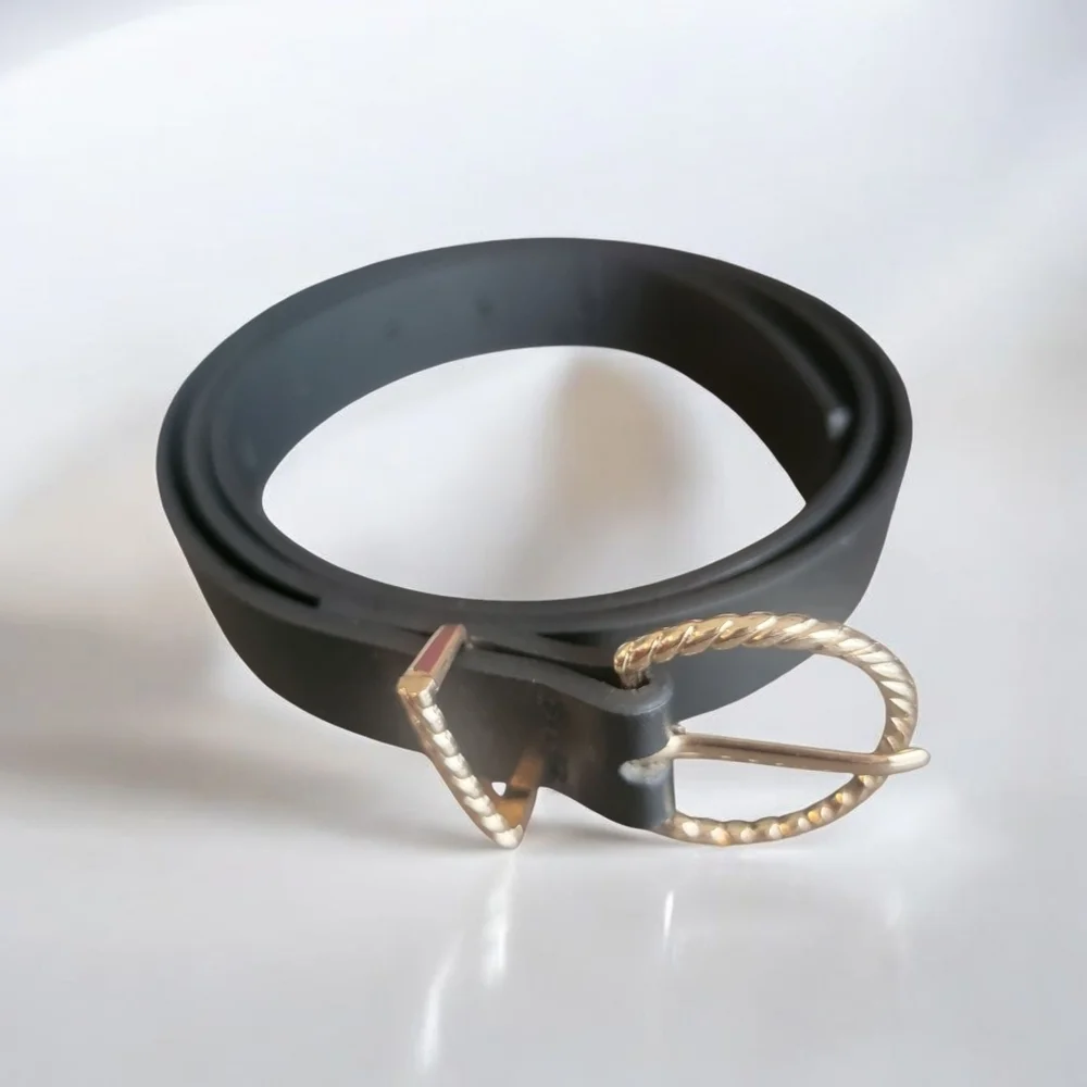 Black Belt with Gold Buckle New Never Worn M L